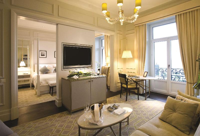Fairmont Le Montreux Palace - Oda