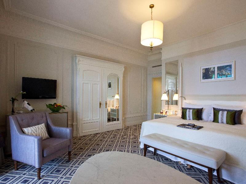 Fairmont Le Montreux Palace - Oda