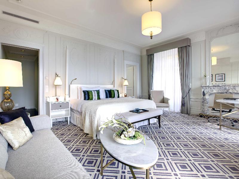 Fairmont Le Montreux Palace - Oda