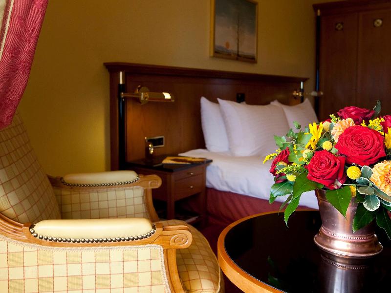 Fairmont Le Montreux Palace - Oda