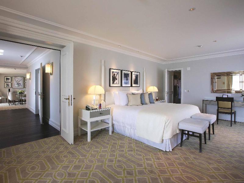 Fairmont Le Montreux Palace - Oda