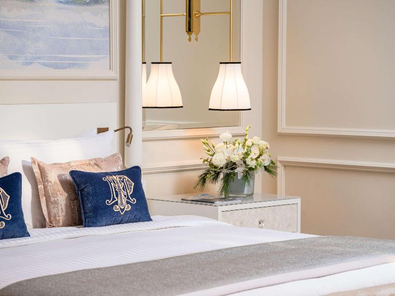 Fairmont Le Montreux Palace - Oda