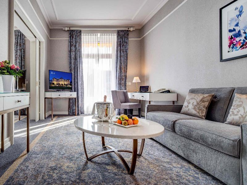Fairmont Le Montreux Palace - Oda