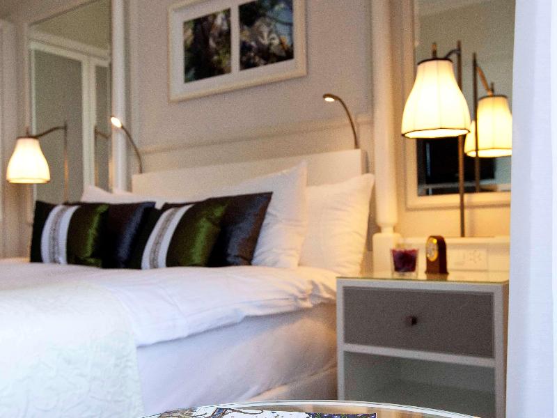 Fairmont Le Montreux Palace - Oda