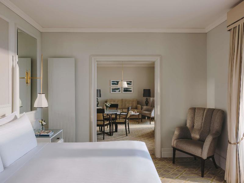 Fairmont Le Montreux Palace - Oda