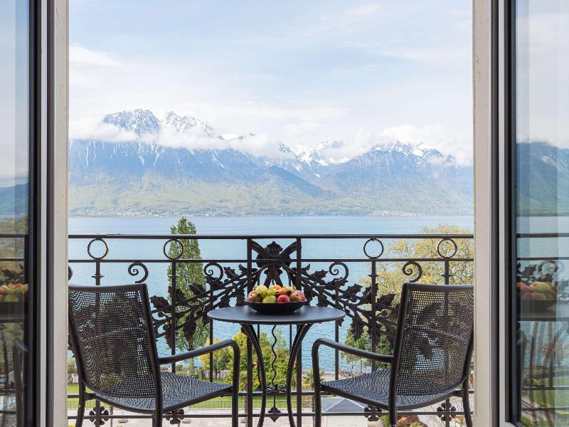 Fairmont Le Montreux Palace - Oda