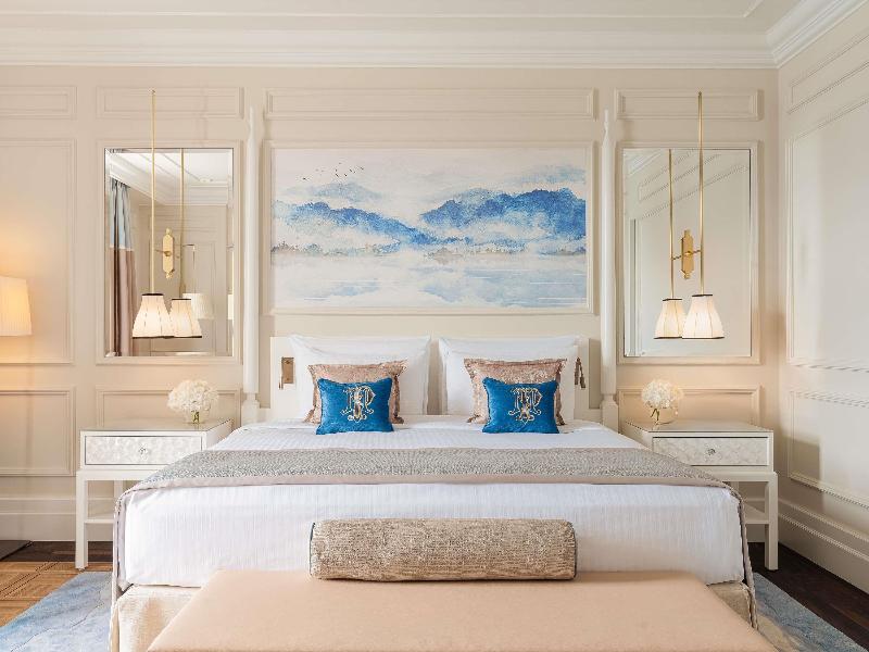 Fairmont Le Montreux Palace - Oda