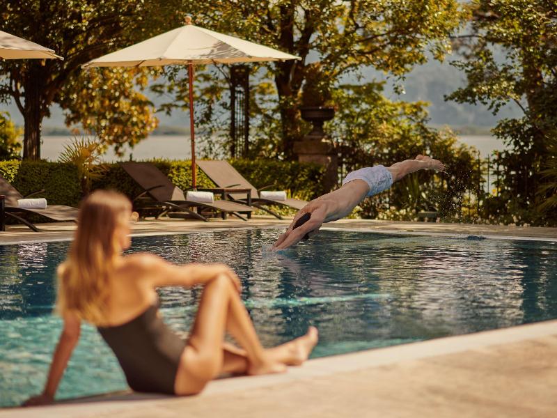 Fairmont Le Montreux Palace - Havuz