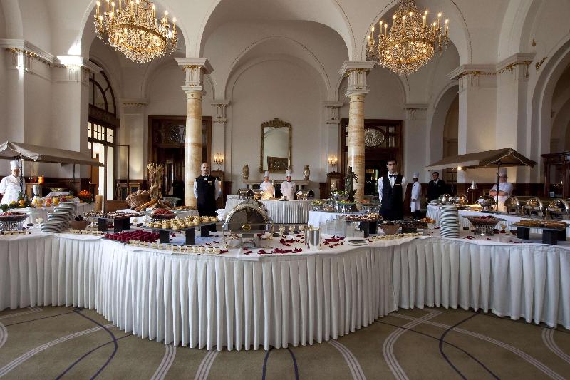 Fairmont Le Montreux Palace - Restoran