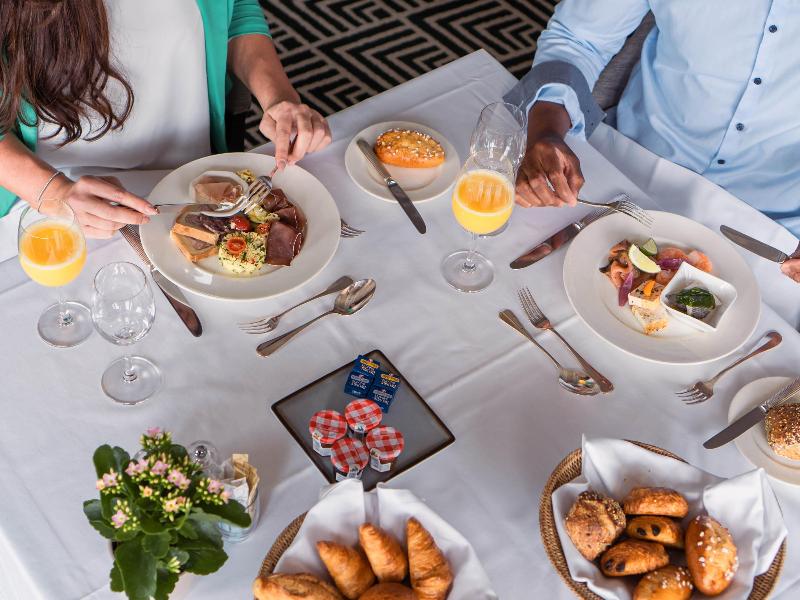 Fairmont Le Montreux Palace - Restoran
