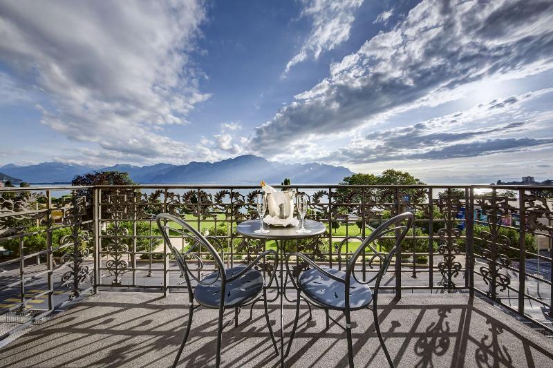 Fairmont Le Montreux Palace - Teras