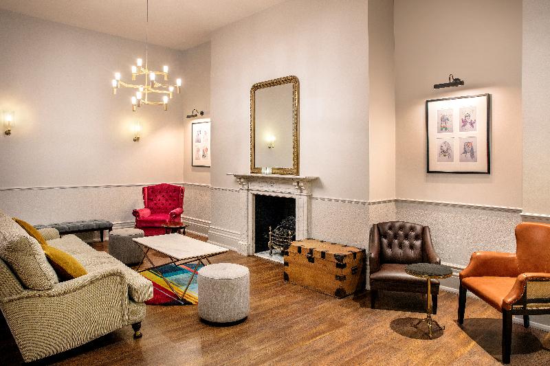 Leonardo Hotel Cardiff - Lobi