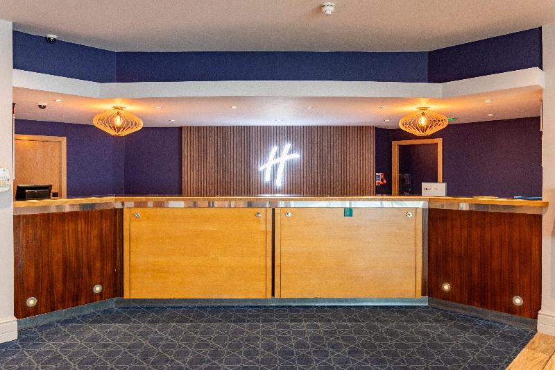 Holiday Inn Cardiff City - Lobi