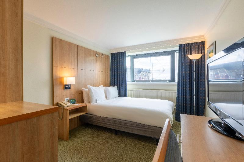 Holiday Inn Cardiff City - Oda