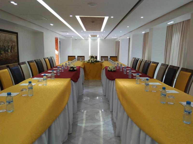 Palm Menara Hotel - Toplantı