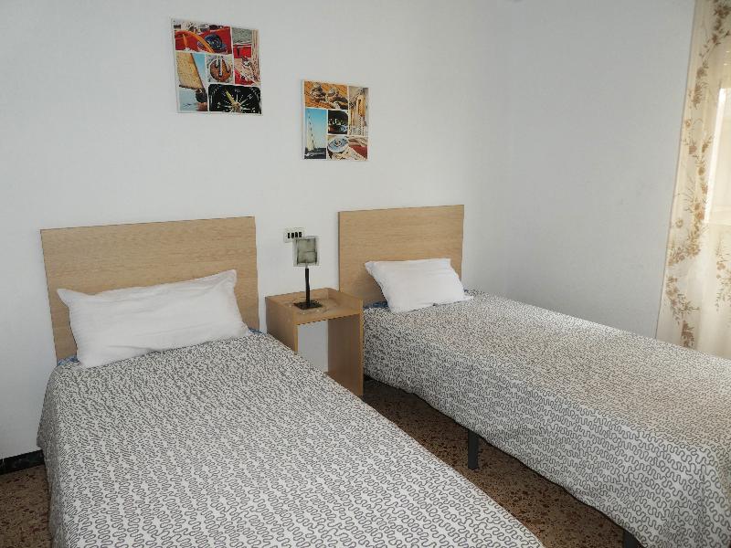Apartamentos Gandia-Daimuz 3000 - Oda