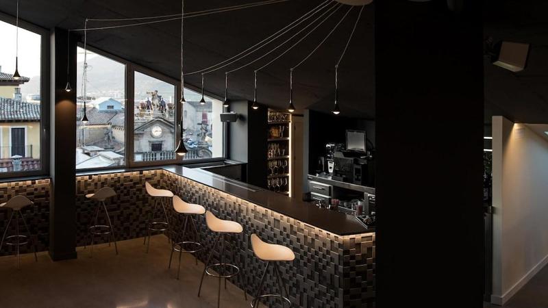 Pompaelo Urban Spa - Bar