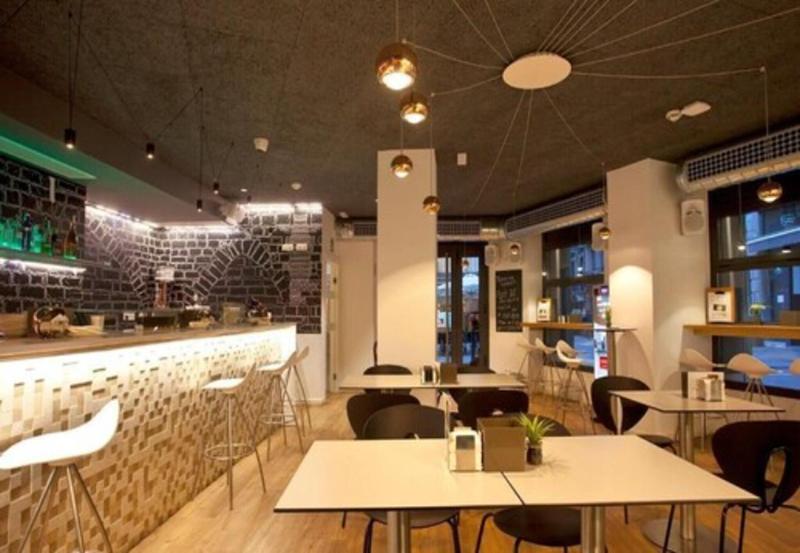 Pompaelo Urban Spa - Restoran