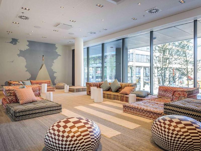 Novotel Wien Hauptbahnhof - Lobi