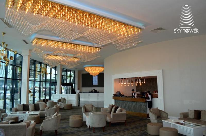 Sky Tower Hotel - Lobi