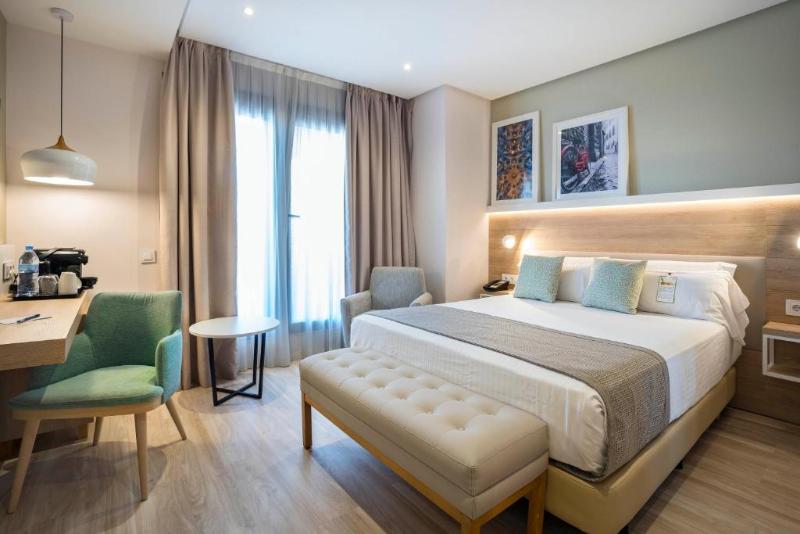 ZT The Golden Hotel Barcelona - Oda