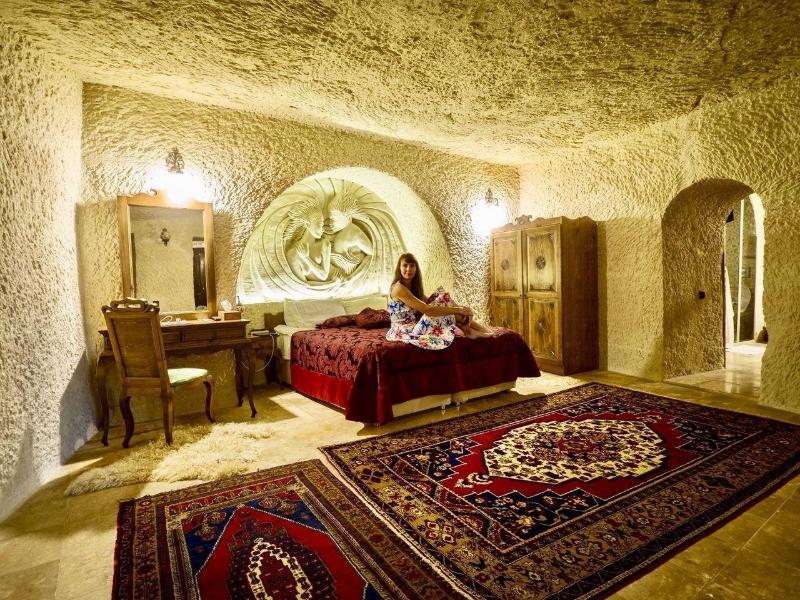 Phocas Cave Suites - Lobi