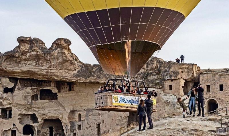 Phocas Cave Suites - Genel