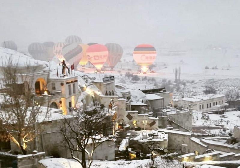 Phocas Cave Suites - Genel