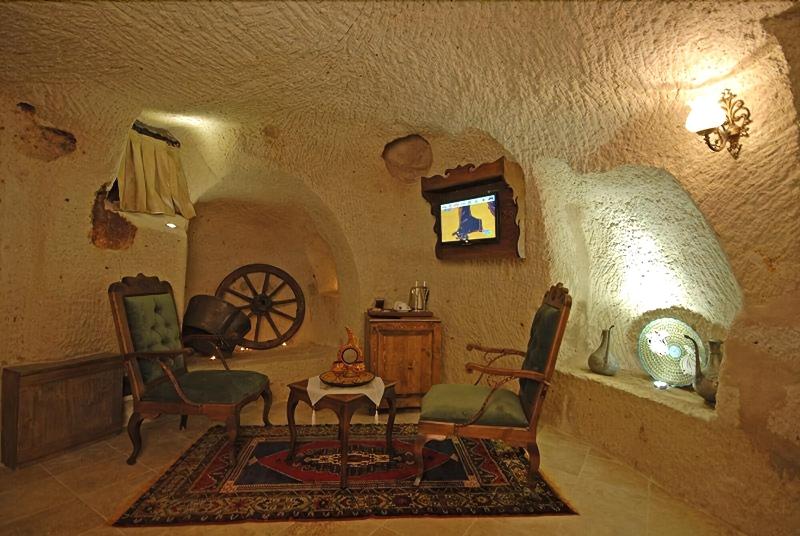 Phocas Cave Suites - Oda