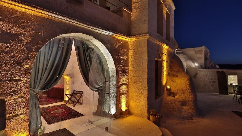 Phocas Cave Suites - Oda