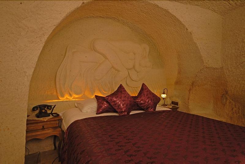 Phocas Cave Suites - Oda