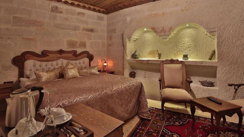 Phocas Cave Suites - Oda