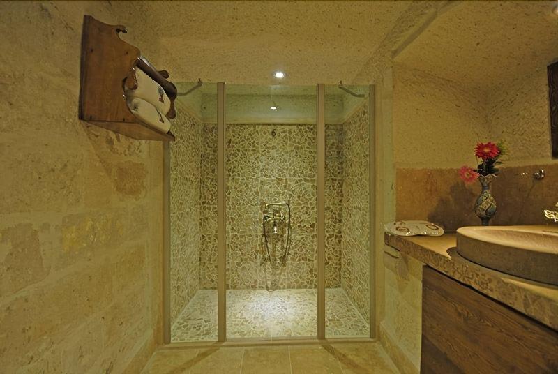 Phocas Cave Suites - Oda