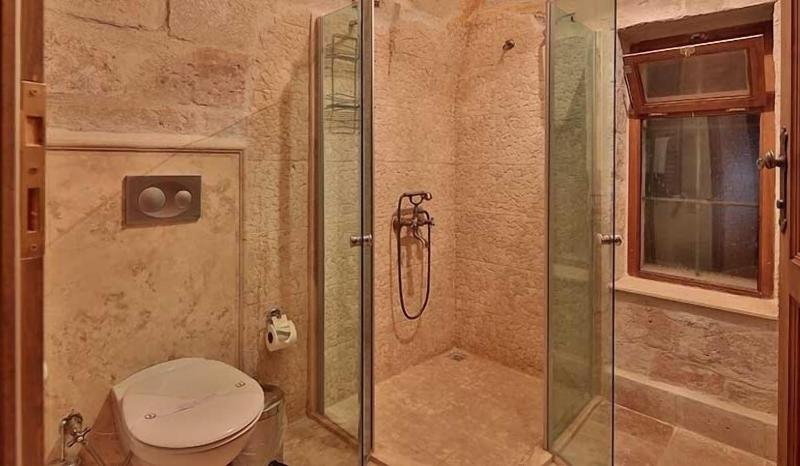 Phocas Cave Suites - Oda