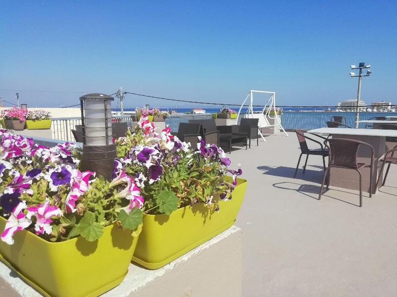 City Point Boutique Hotel - Teras