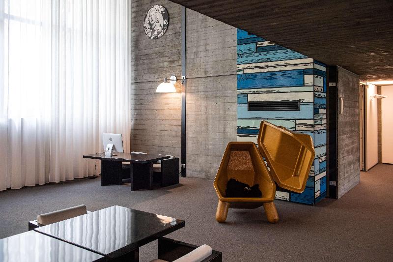 Duparc Contemporary Suites - Lobi
