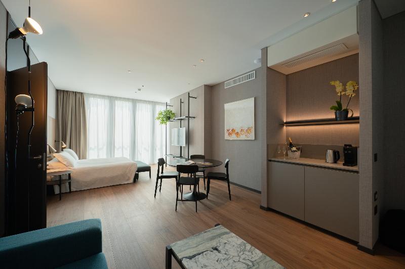 Duparc Contemporary Suites - Oda