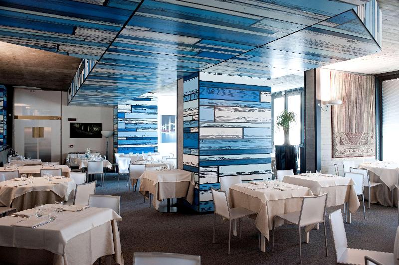 Duparc Contemporary Suites - Restoran