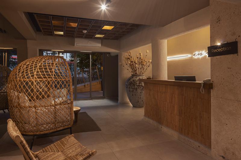 En Vie Beach Boutique Hotel Only Adults - Lobi