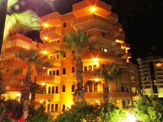 Gold Twins Beach Suit otel fotoğrafı