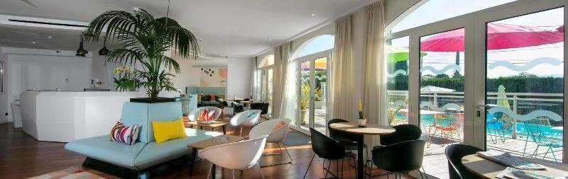 Privilege Apart'Hotel Domaine De Mai - Lobi