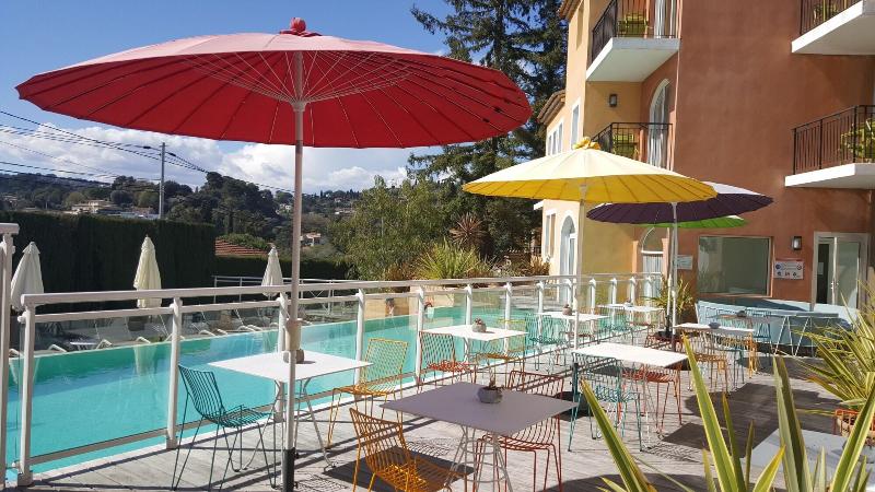 Privilege Apart'Hotel Domaine De Mai - Teras
