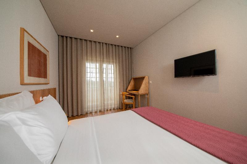 Montebelo Principe Perfeito Viseu Garden Hotel - Oda