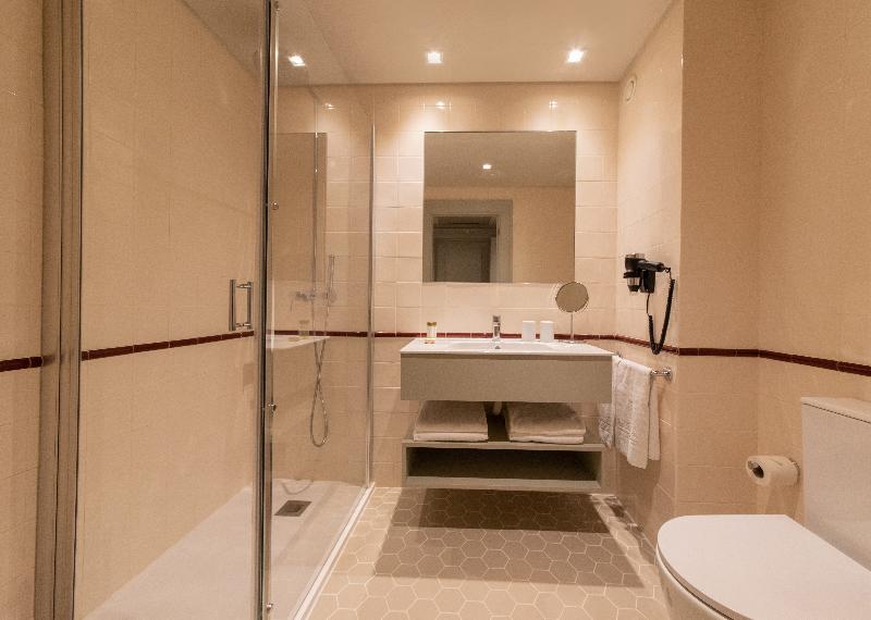 Montebelo Principe Perfeito Viseu Garden Hotel - Oda