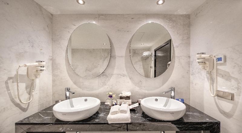 Crowne Plaza Borjomi - Oda