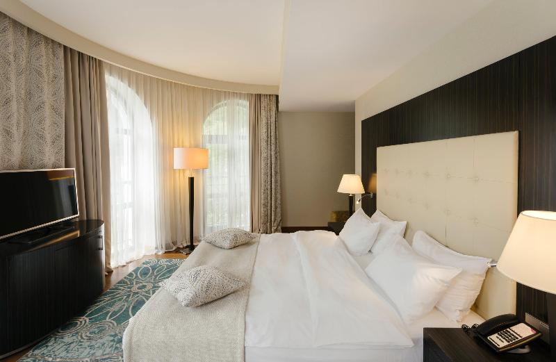 Crowne Plaza Borjomi - Oda