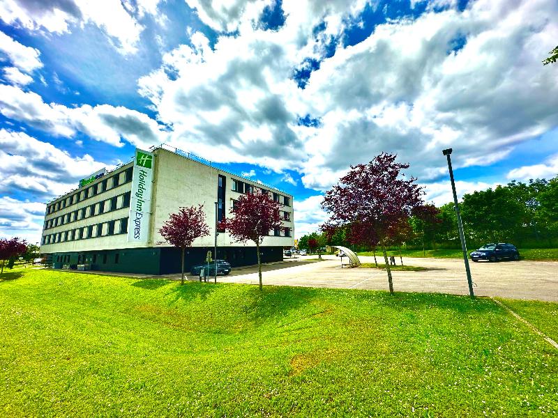 Holiday Inn Express Dijon - Genel