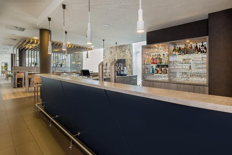 Holiday Inn Express Friedrichshafen - Bar
