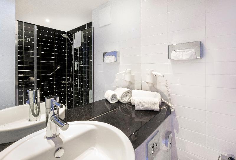 Holiday Inn Express Friedrichshafen - Oda