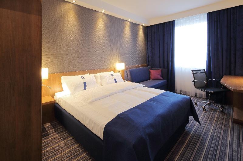 Holiday Inn Express Friedrichshafen - Oda